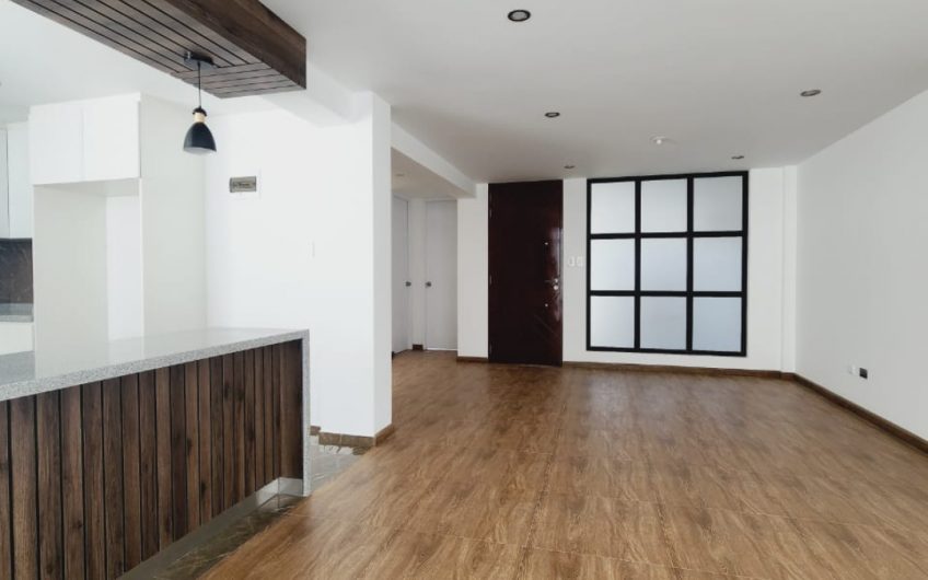EN VENTA HERMOSA CASA DE ESTRENO EN CAMPO VERDE CERRO COLORADO
