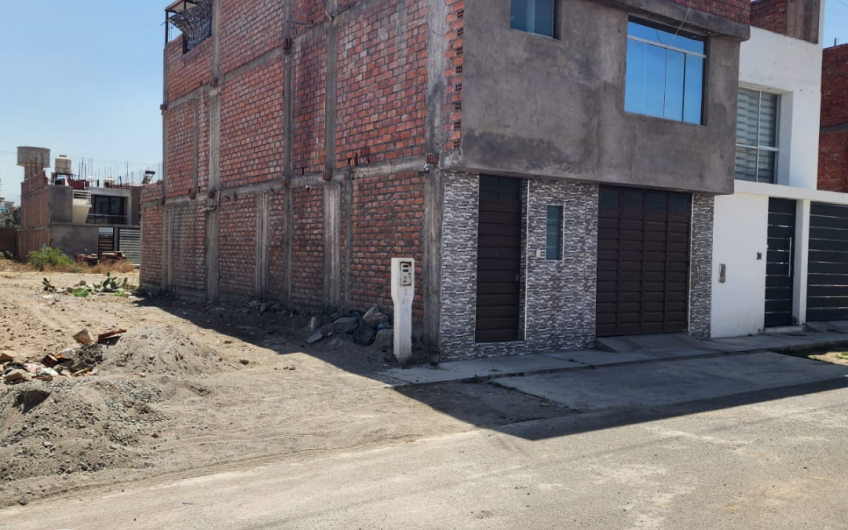 EN VENTA BONITO TERRENO EN URB. EL NOPAL CHARACATO