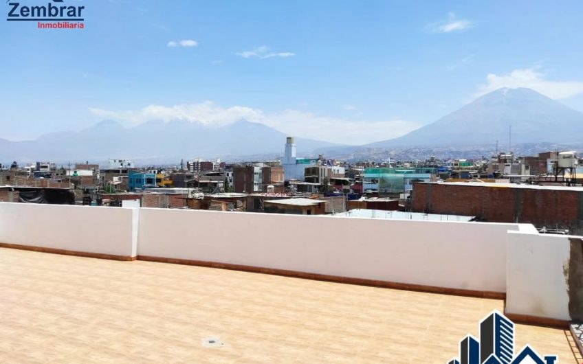 EN VENTA MODERNA CASA EN ESQUINA DE 4 NIVELES CON LINDOS ACABADOS EN JLBYR