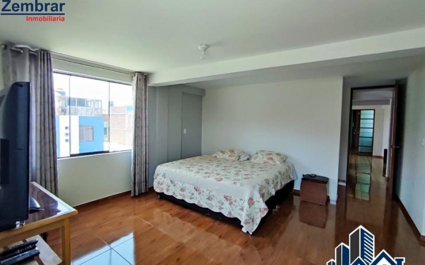 EN VENTA MODERNA CASA EN ESQUINA DE 4 NIVELES CON LINDOS ACABADOS EN JLBYR