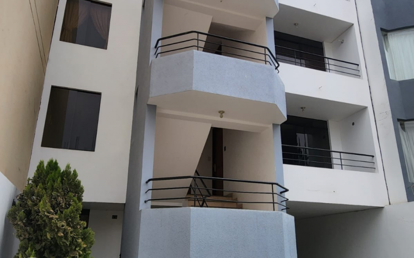 EN VENTA BONITO Y SUPER AMPLIO DEPARTAMENTO EN RESIDENCIAL PRIVADA EN CAYMA