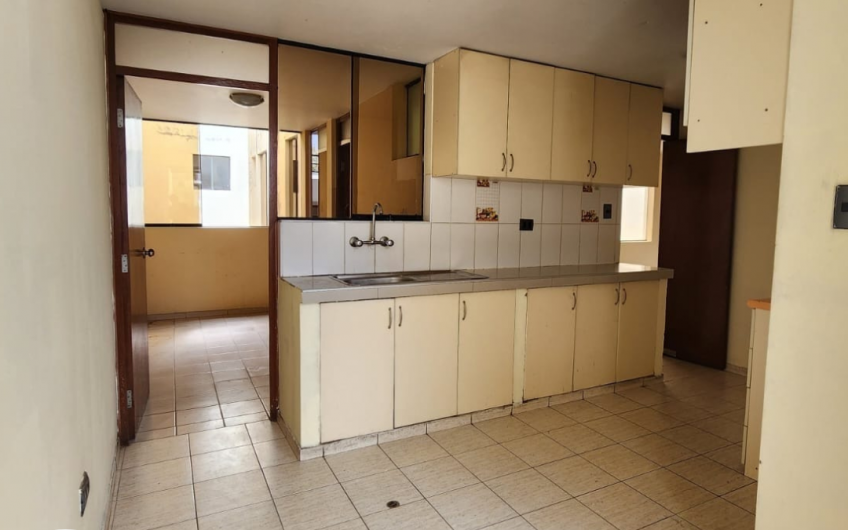 EN VENTA BONITO Y SUPER AMPLIO DEPARTAMENTO EN RESIDENCIAL PRIVADA EN CAYMA