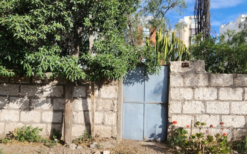 En Venta Terrenos urbanos  de 142.80 m² cerca a Quinta Azores Cerro Colorado