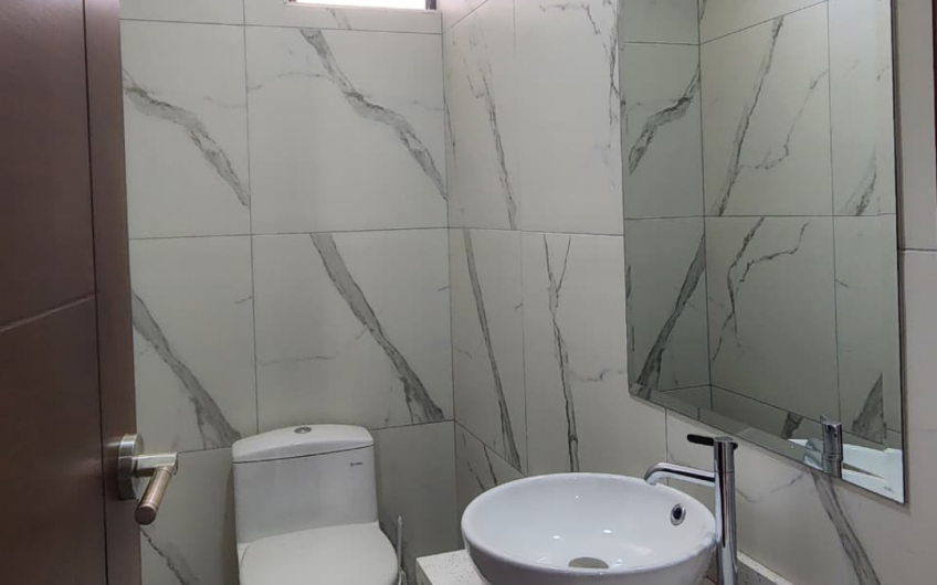 En venta amplio y lindo y exclusivo dúplex de 245.86 m²