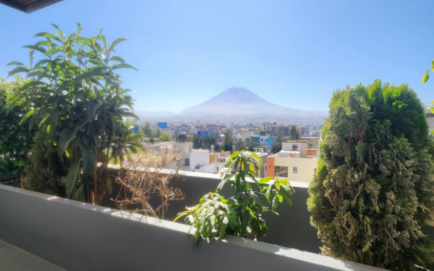 En venta amplio y lindo y exclusivo dúplex de 245.86 m²