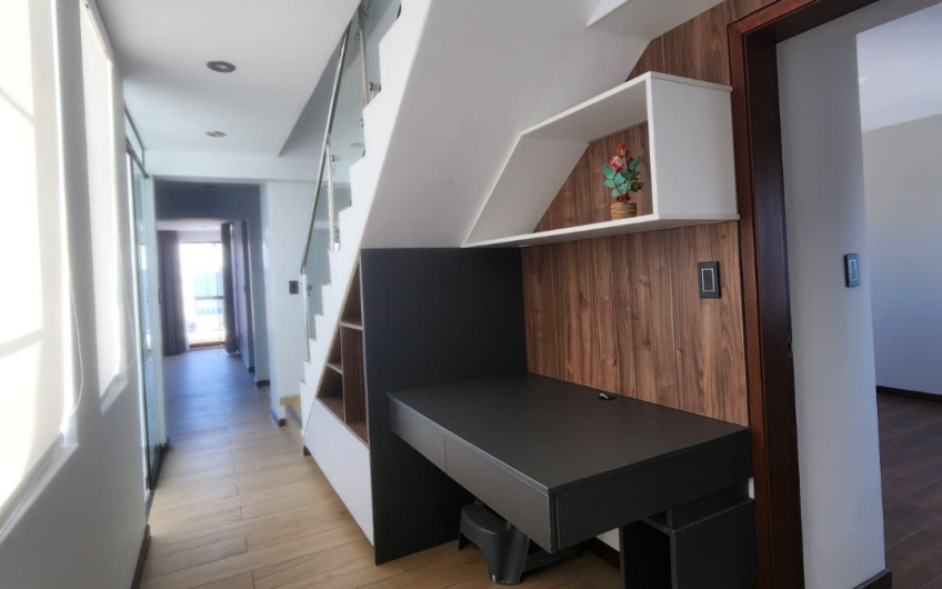 En venta amplio y lindo y exclusivo dúplex de 245.86 m²